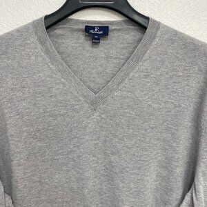 Façonnable, Men’s Grey V-Neck Pullover Sweater